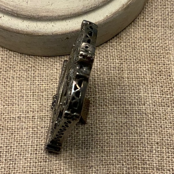 Quartz Japan Movt Silver miniature mantel clock - Picture 3 of 13